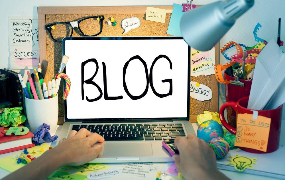 Betaalbare blog laten schrijven? (kosten, tips & stappenplan)